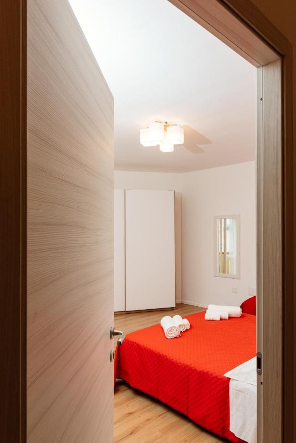 Отель La Casa Di Ambra Порто-Торрес Экстерьер фото