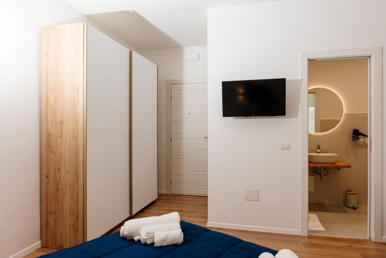 Отель La Casa Di Ambra Порто-Торрес Экстерьер фото